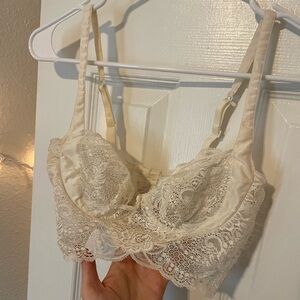 Vintage La Perla Cream Lace Bralette